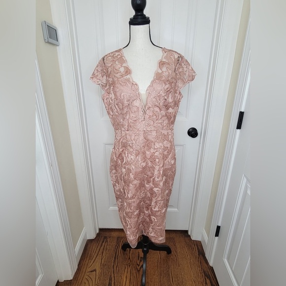 Baltic Born Dresses & Skirts - Baltic Born - Soieblu Elegant Lace Dress in Pink